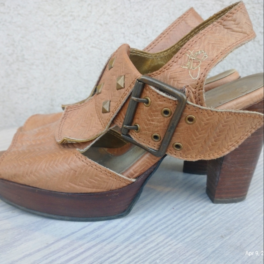 John Fluevog size 10